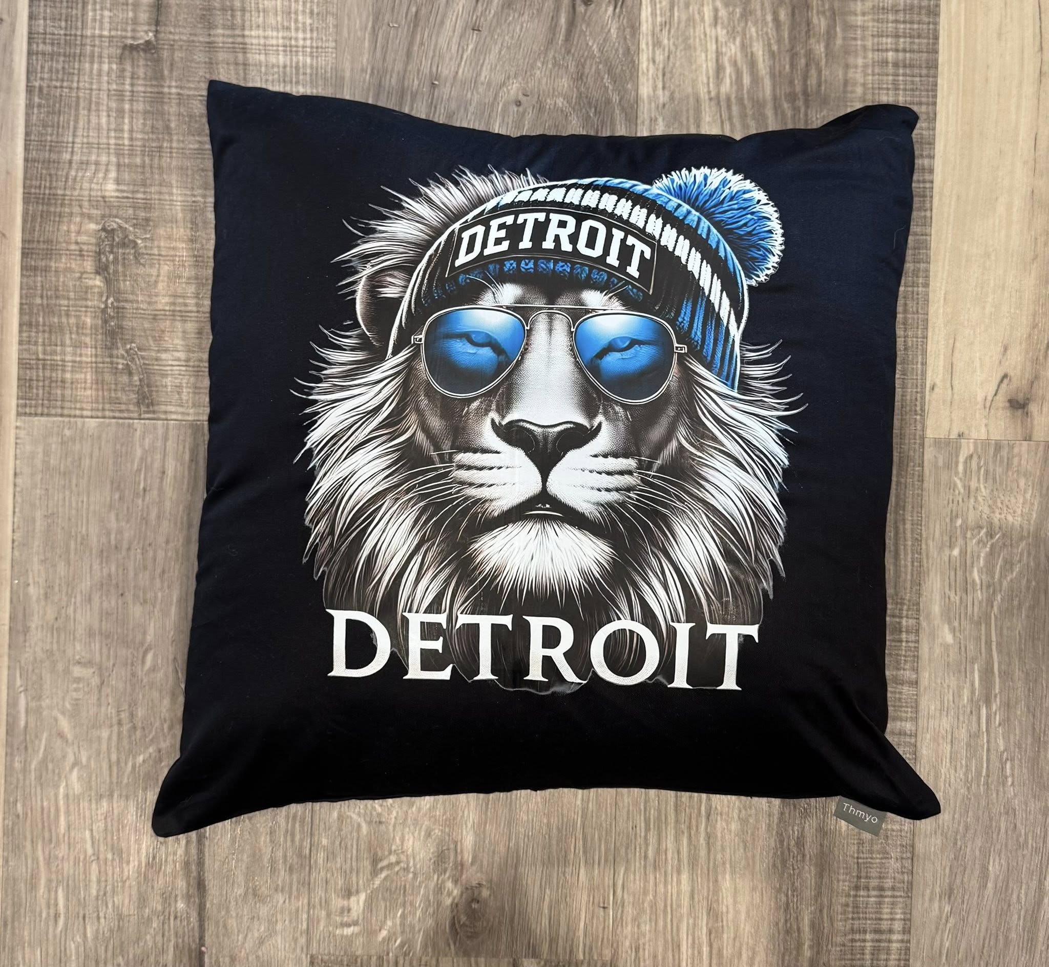 Detroit Lions Pillow - lion with beanie and sunglasses